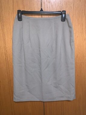 Gorgeous 90’s Tan Business Skirt